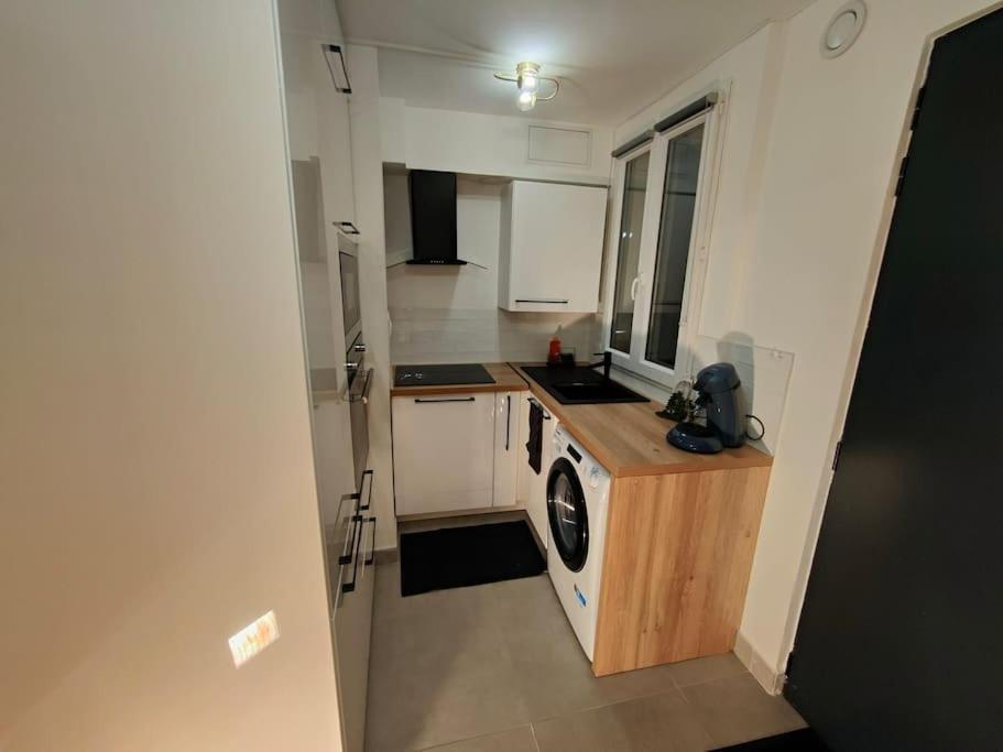 Joli Appartement Au Pied Du Tramway Bezons Exterior foto